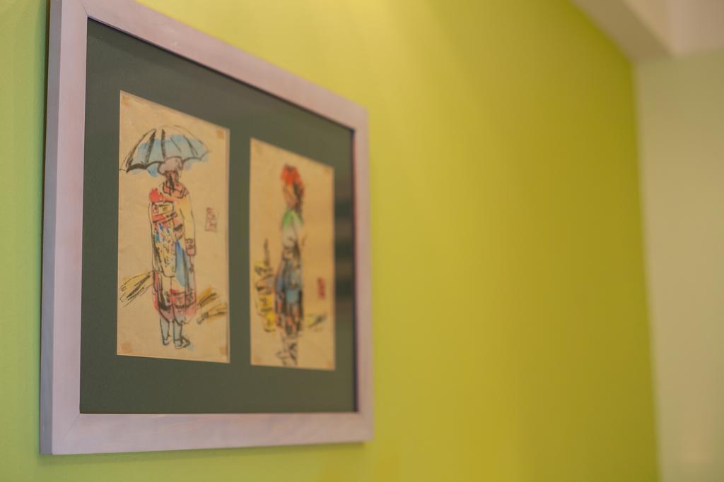 Iris Boutique Hotel Hanoi Buitenkant foto