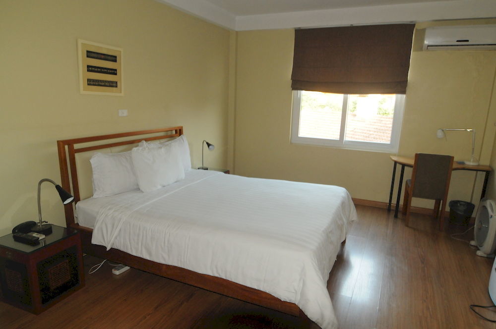 Iris Boutique Hotel Hanoi Buitenkant foto