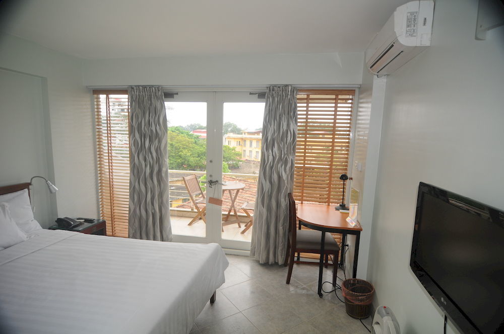 Iris Boutique Hotel Hanoi Buitenkant foto