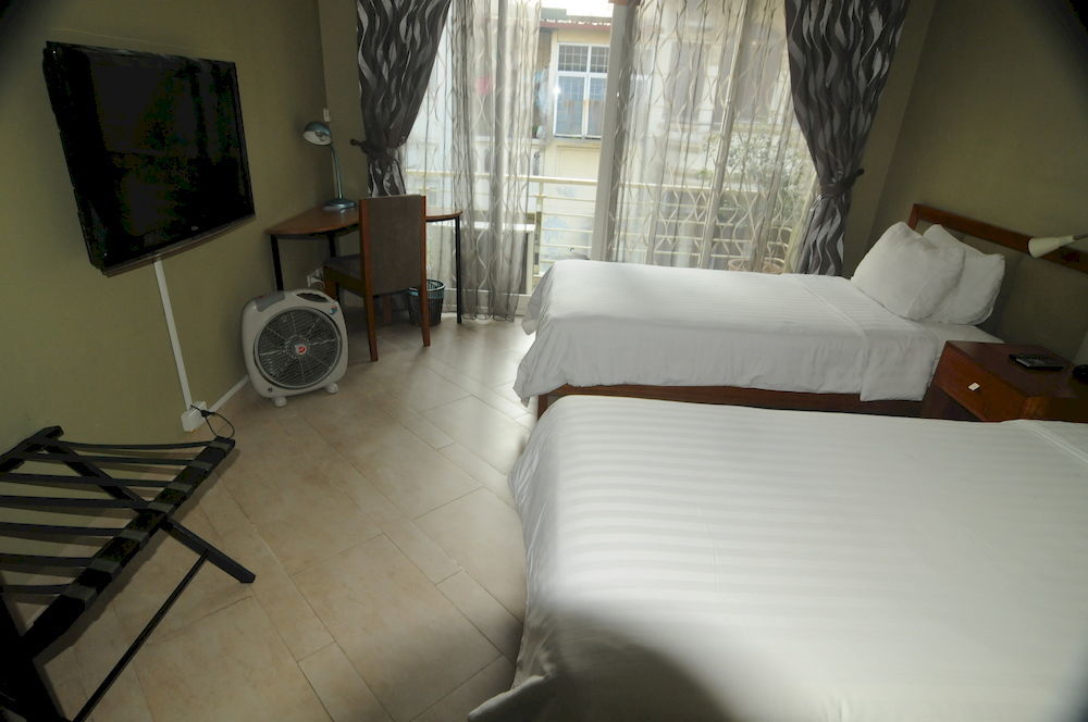 Iris Boutique Hotel Hanoi Buitenkant foto