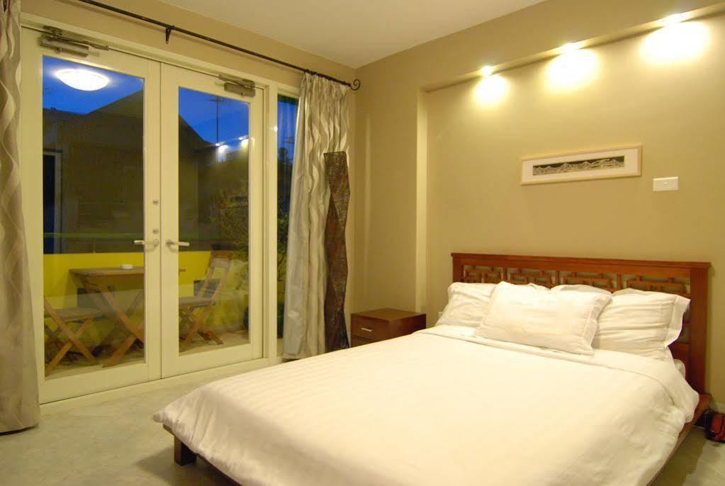 Iris Boutique Hotel Hanoi Buitenkant foto