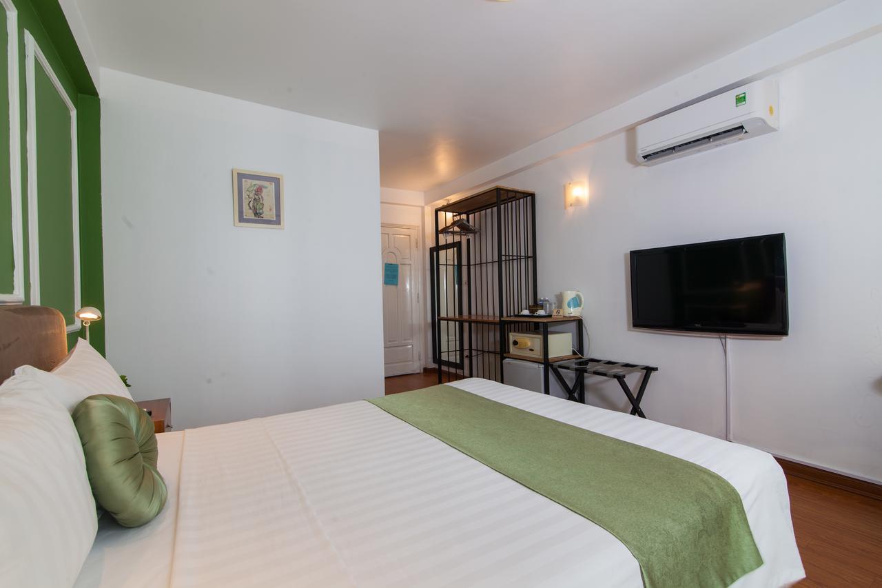 Iris Boutique Hotel Hanoi Buitenkant foto